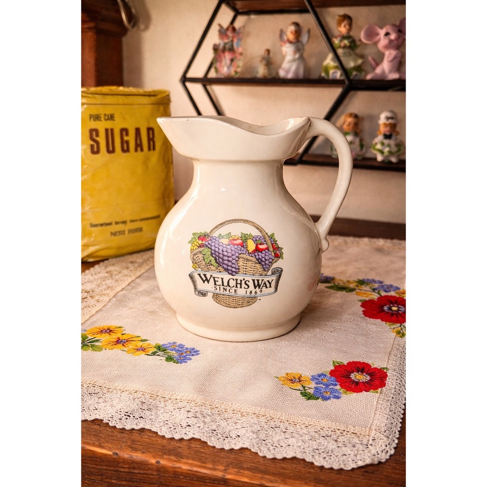 Vintage McCoy Welch's Way Pitcher